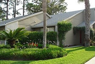 1st image of 2439 Lorraine Ct N