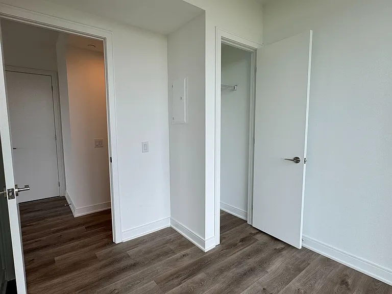 86 Dundas St E #1114 — Photo 13