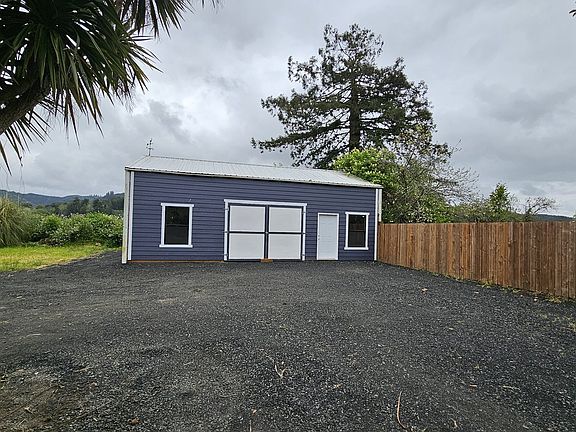 5th image of 64183 Watsonville Rd
