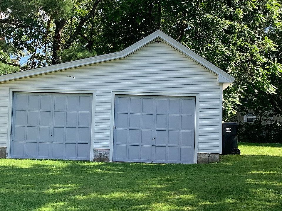 2 car garage