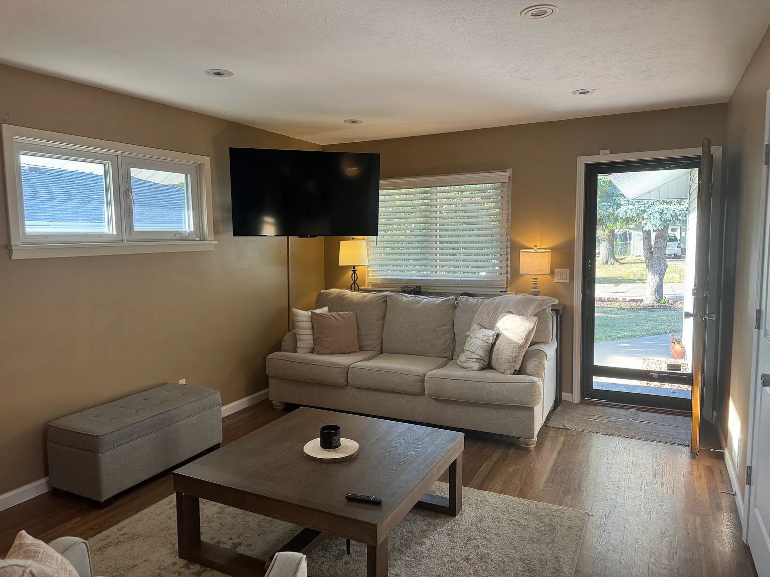 3 bed, 1612 sqft, $1,925 — Photo 3