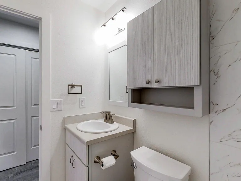 660 N Washington St #7 — Photo 13