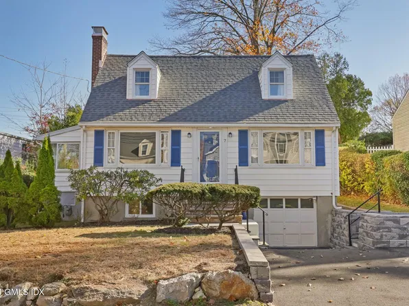 7 Hoover Rd, Riverside, CT 06878