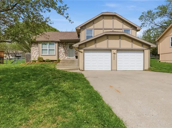 200 NE 109th St, Kansas City, MO 64155