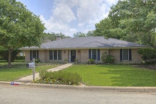 4th image of 7062 Serrano Dr
