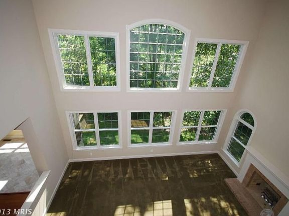 4th image of 43371 Carys Brook Ct