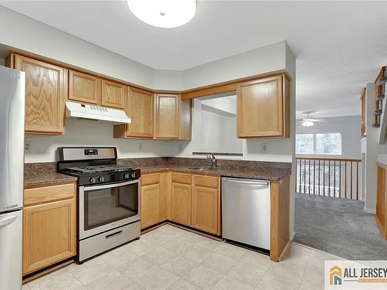 140 S Barrow Pl — Photo 10