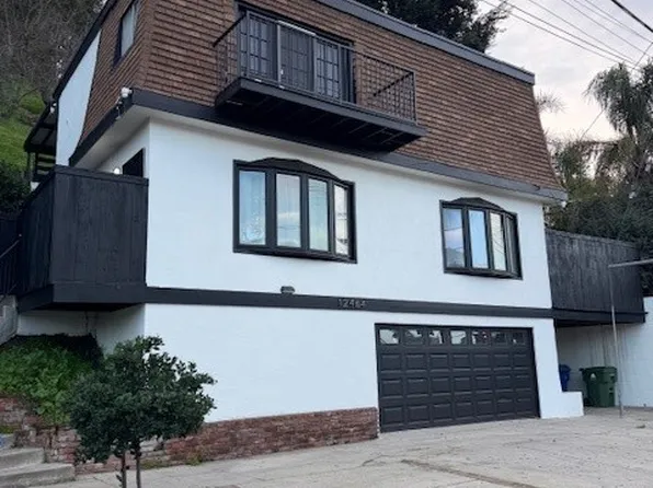 12464 Laurel Terrace Dr, Studio City, CA 91604