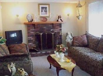 3rd image of 14 Southwood Dr #L