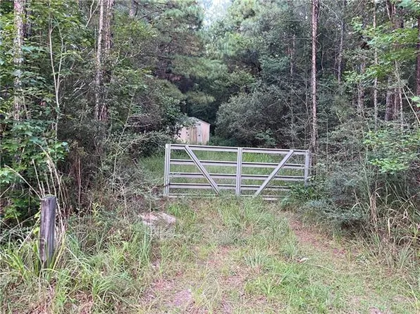 N Mill Rd, Lacombe, LA 70445