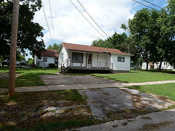 2nd image of 413 W Elgin St