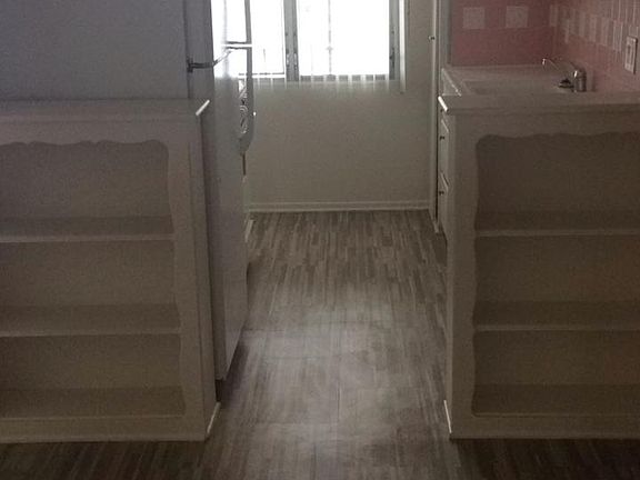 4th image of 1132 12th St APT 8