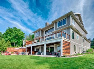 N1993 Birches Dr, Lake Geneva, WI 53147