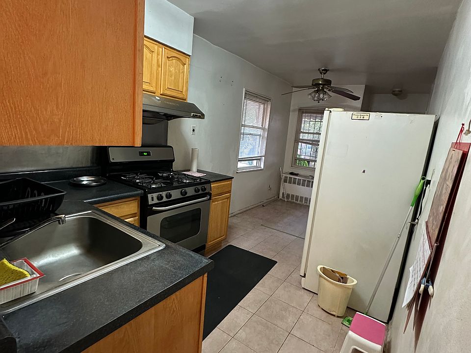 1st image of 1437 E 99th St #2