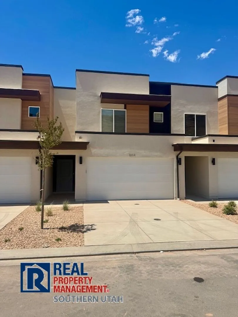Long Valley Townhome with all the Amenities — Photo 2