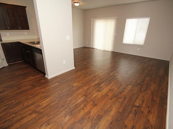 4th image of 1426 NE 82nd Dr