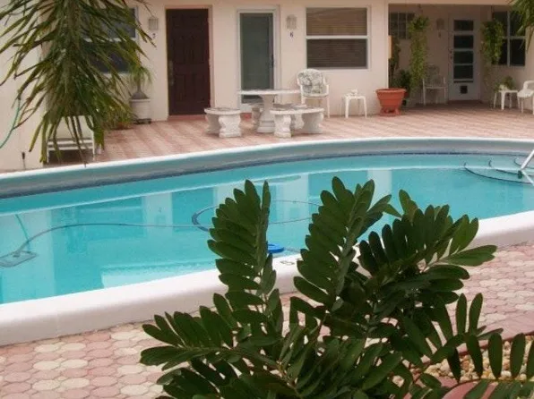 1016 N 16th Ave APT 6, Hollywood, FL 33020
