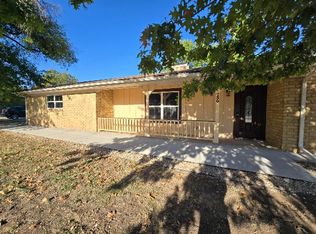 730 S 1st St, Hewitt, TX 76643