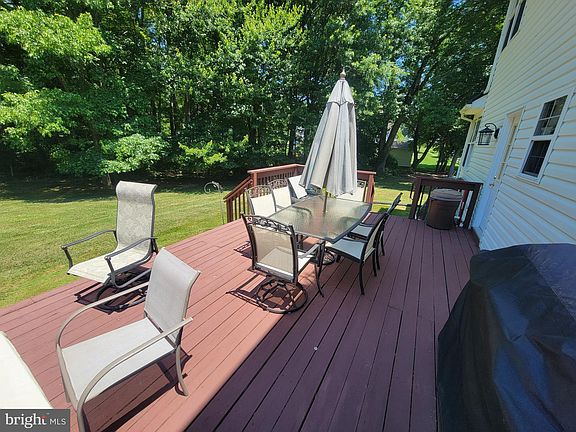 5th image of 6 Terwood Ct