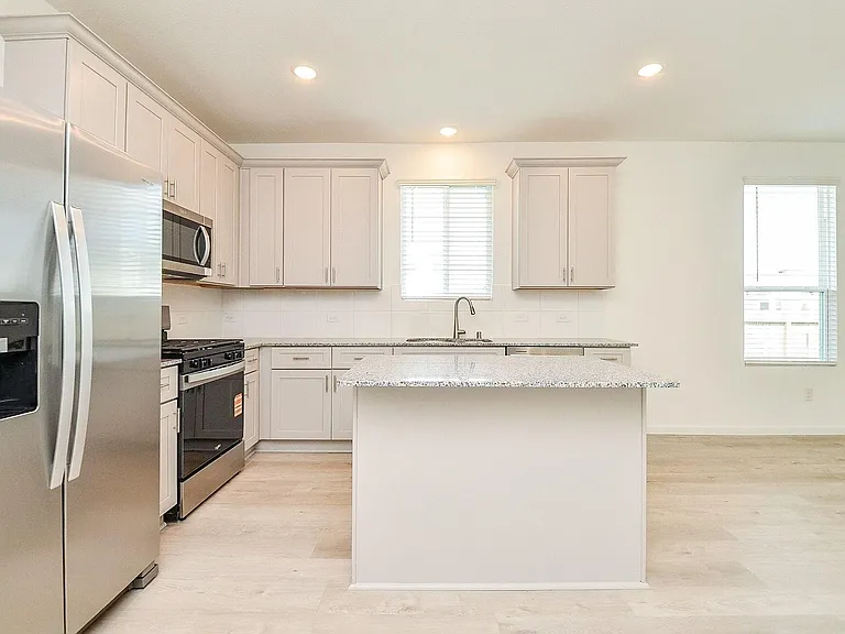 30554 Longmorn Glass Ln — Photo 10