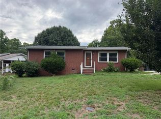 1906 Finley St, Greensboro, NC 27406