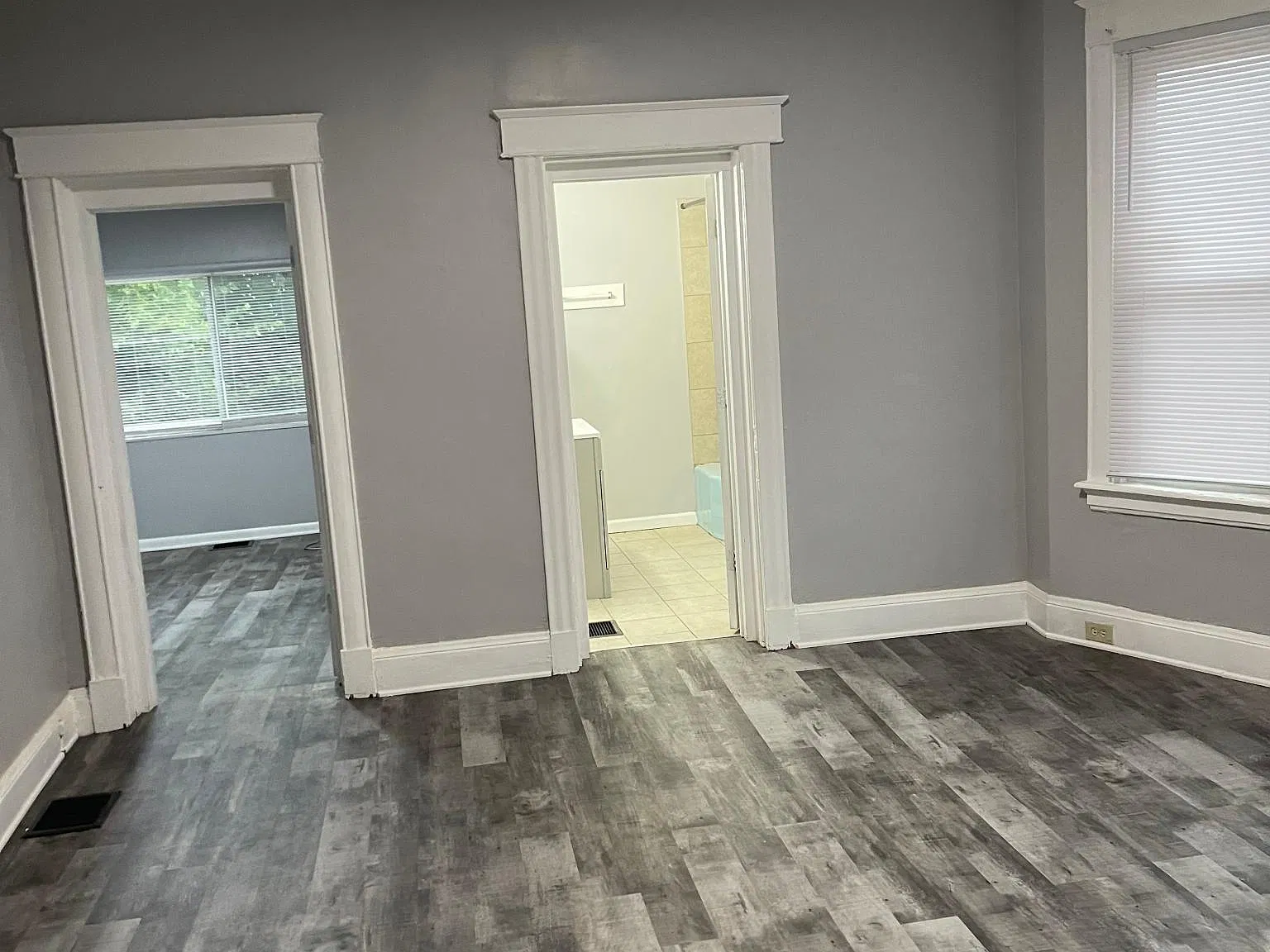 2 bed, $1,350 — Photo 4