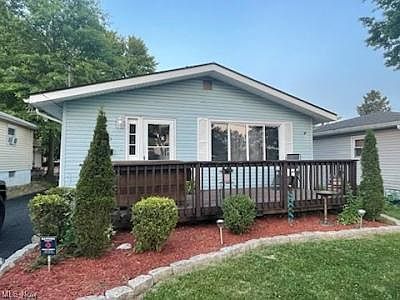 1st image of 465 Stanley Rd