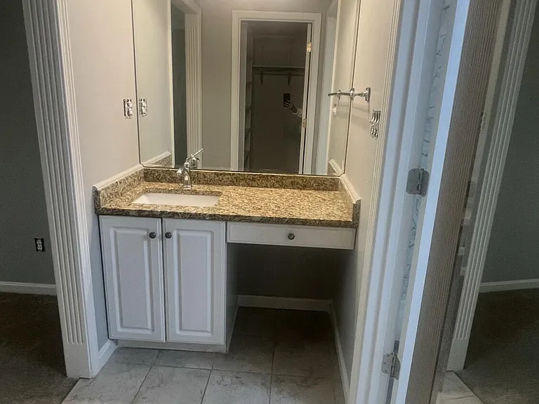 402 Trinity Hills Ln — Photo 14