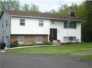 152 Orchid Dr, Pearl River, NY 10965