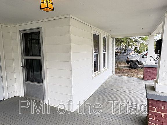 3rd image of 1110 Adams St