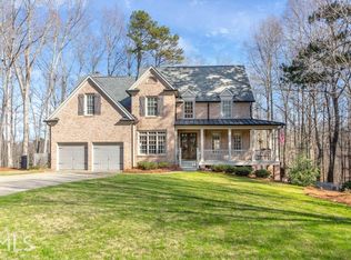 525 Mossy Creek Ct, Alpharetta, GA 30004