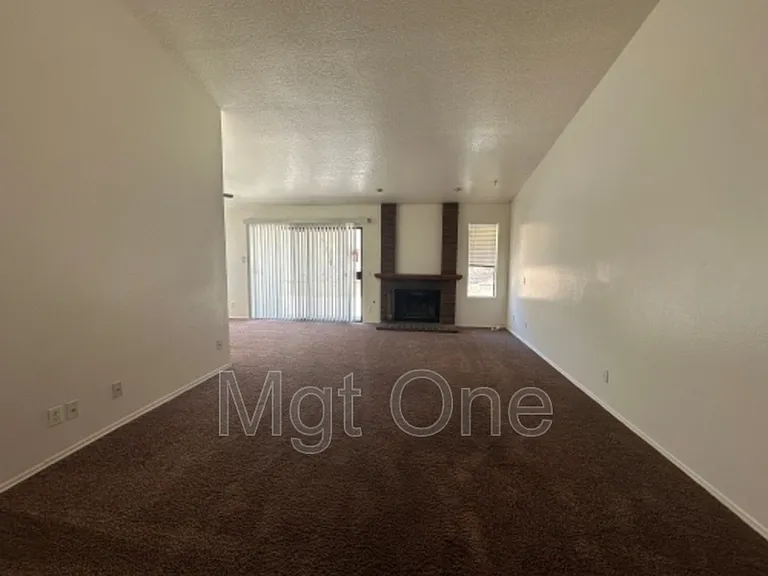7575 Skyview Rd — Photo 6