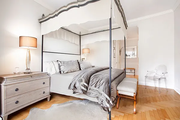 Sold by Compass | media 15