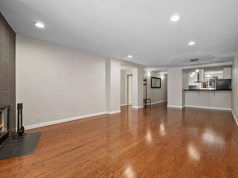 3502 Pringle St #102 — Photo 7
