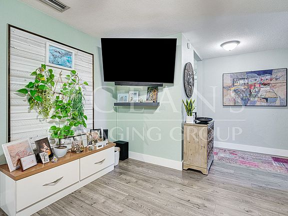 5th image of 307 Fordham Dr