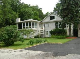 8425 Pine Ave, Gary, IN 46403