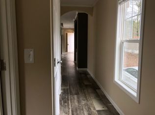 334 Mountain Dr, Stone Mountain, GA 30087