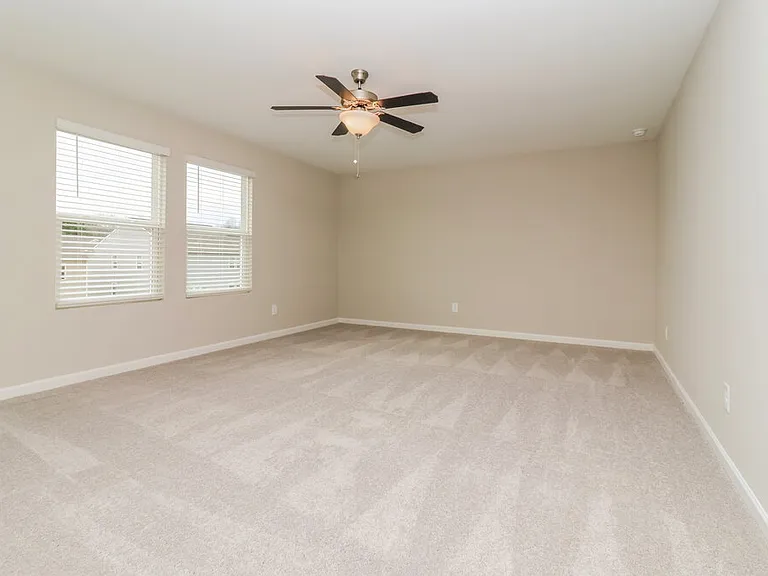 506 Knightsbridge Ln — Photo 9