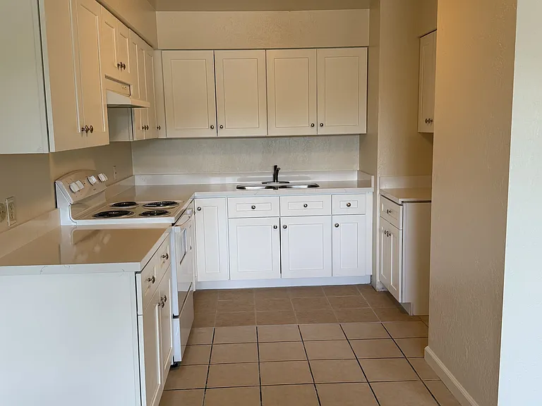 8170 Church St #I — Photo 4