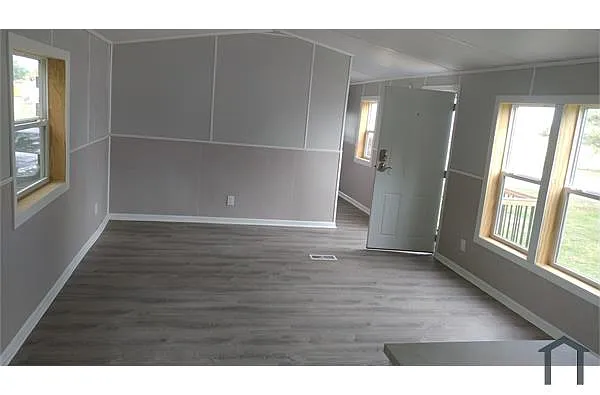 Building Photo - 2472 Decker Dr #22
