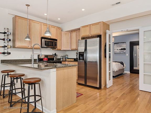 5th image of 2520 N Willetts Ct APT 1LN