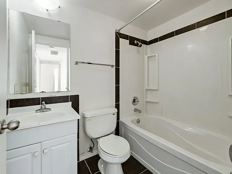 608 2nd St W #308 — Photo 25