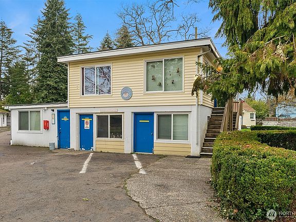 4th image of 14402 Washington Avenue SW