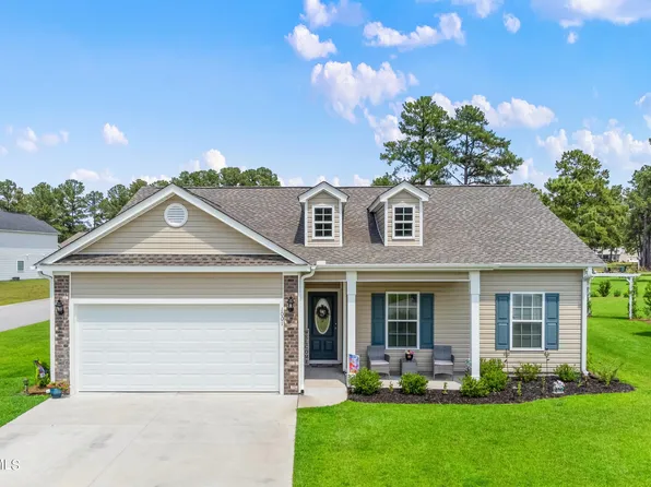 1001 Iron Horse Ct, Loris, SC 29569