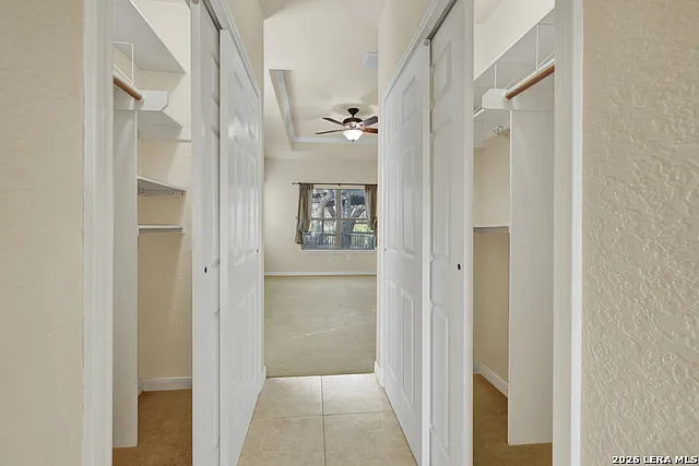 1060 Somerset — Photo 39