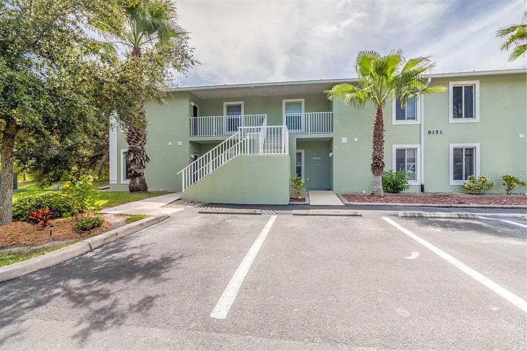2 bed, 2.0 bath, 1230 sqft, $3,400 — Photo 3