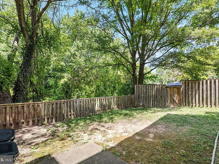 2022 Mayflower Dr — Photo 29