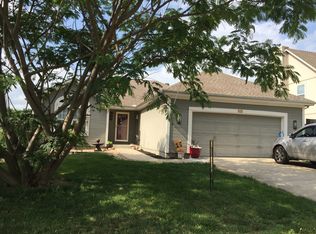 2605 NW Brielle Ct, Blue Springs, MO 64015