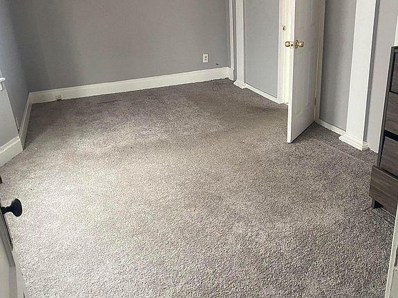 3rd image of 781 Glenwood Ave #2