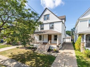 1564 Cordova Ave, Lakewood, OH 44107